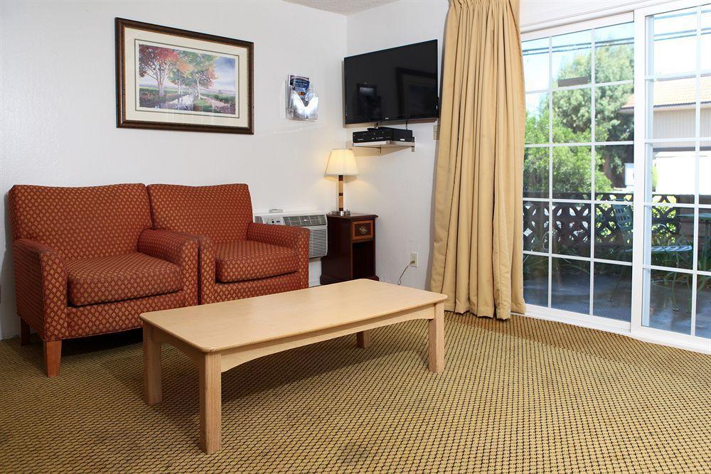 Hotel Granada 2*